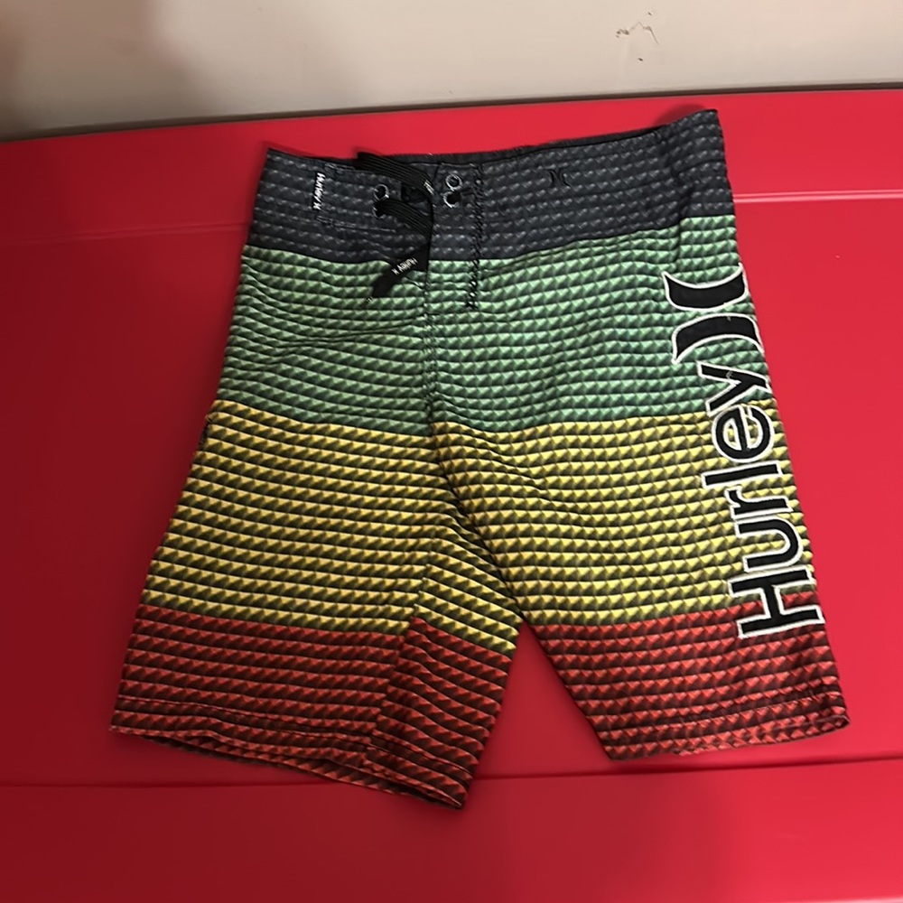 Boys size 7 bundle of Batman shorts & top. And Hurley swim trunks. - Picture 2 of 12